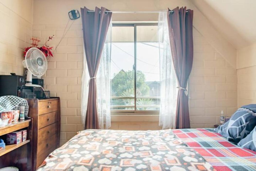 1 O 2 Pequenos, 1 Bano Privado, Estacionamiento, Cerca Aeropuerto, Metro Pajaritos Homestay Santiago